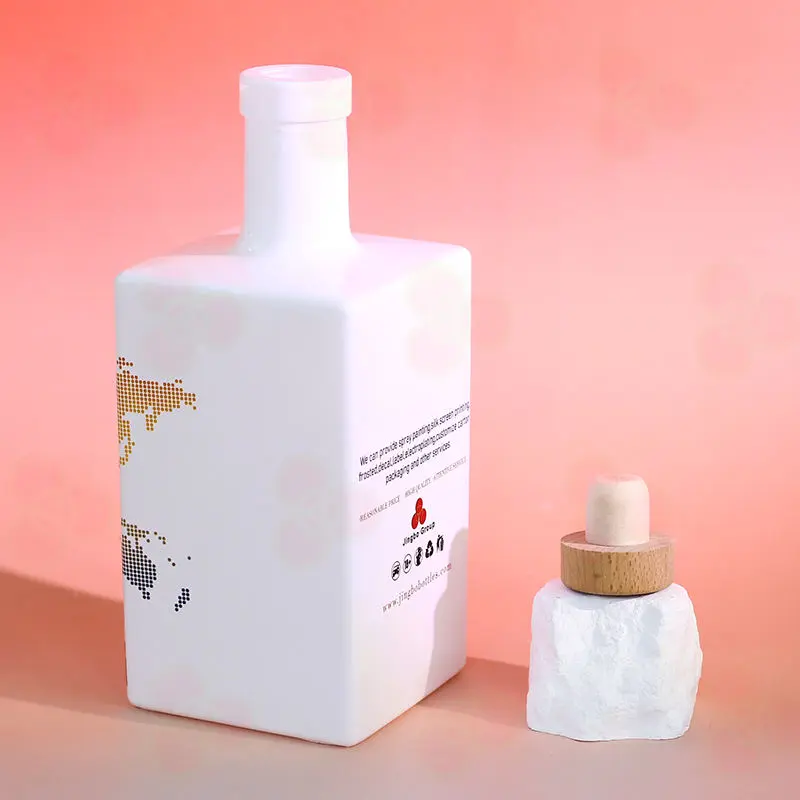 custom glass bottle3.jpg